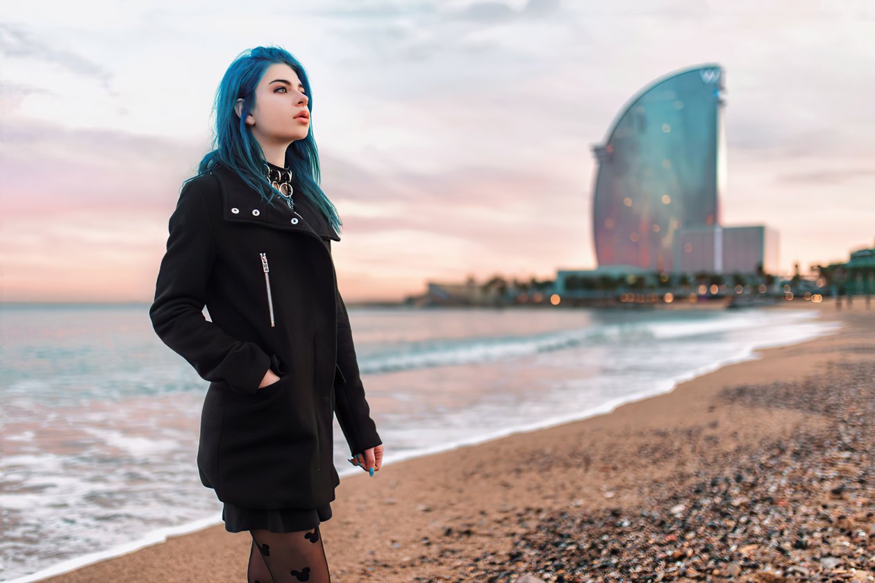 Girl Teal Hair Colour 5k