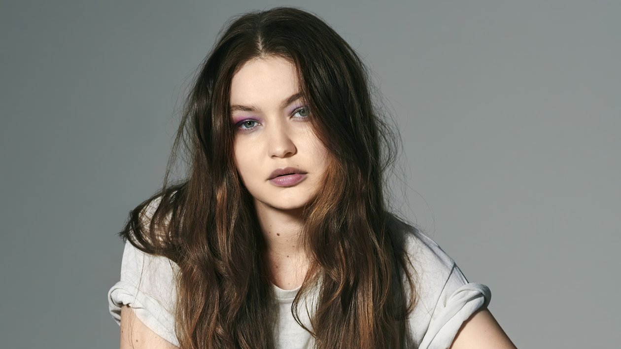 Gigi Hadid US Harpers Bazaar 2021