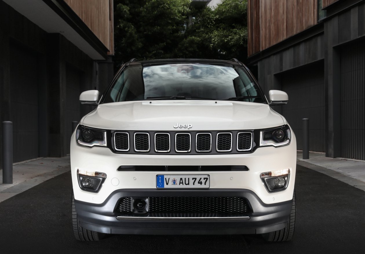 Jeep Compass Limited AU 4k