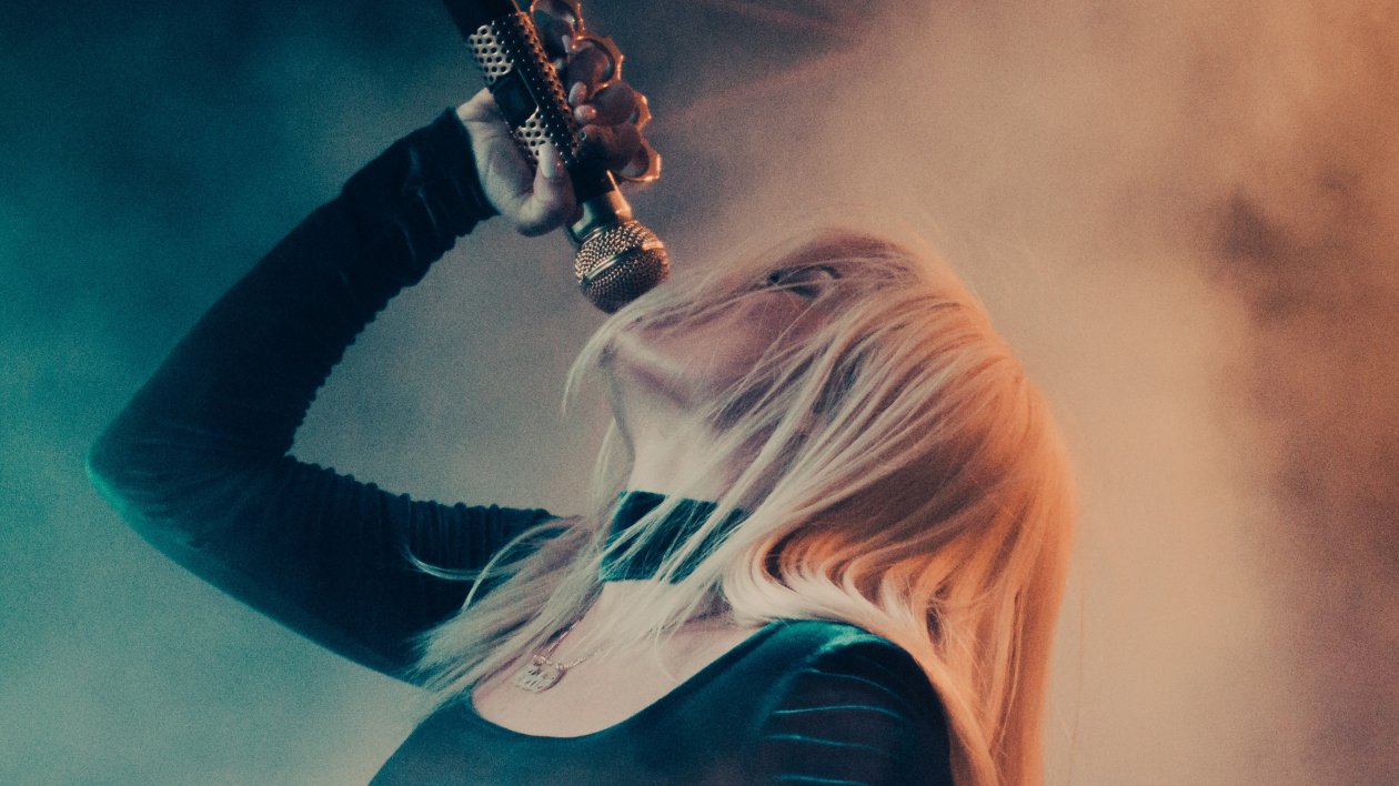 Bebe Rexha Performing Live