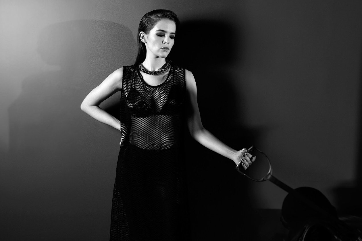 Zoey Deutch Celebrity