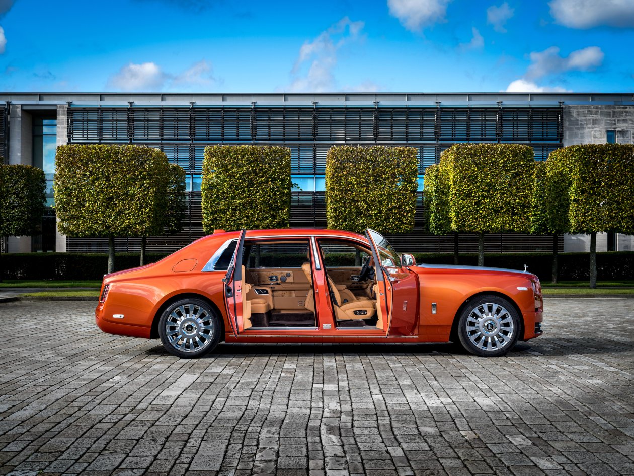 2017 Rolls Royce Phantom EWB