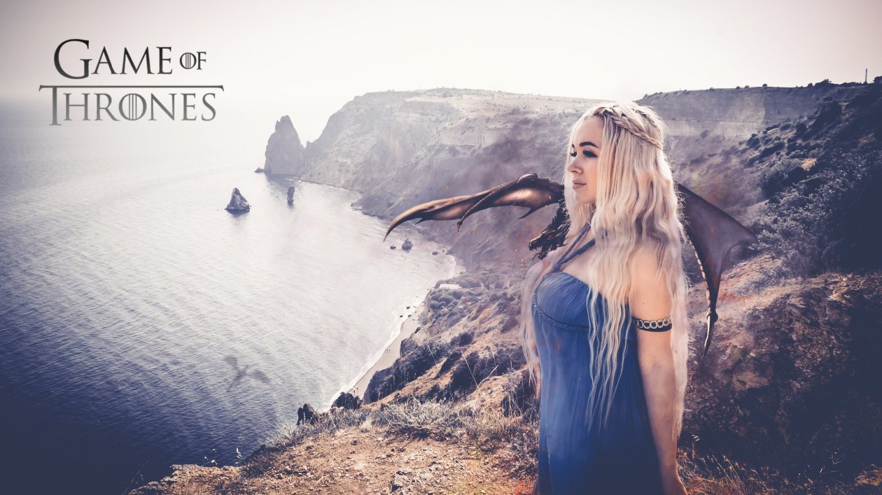 Khaleesi With Dragon Cosplay