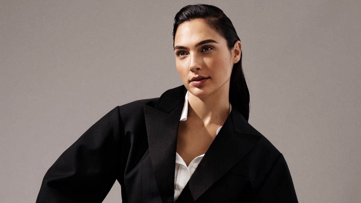 Gal Gadot Elle Magazine Photoshoot
