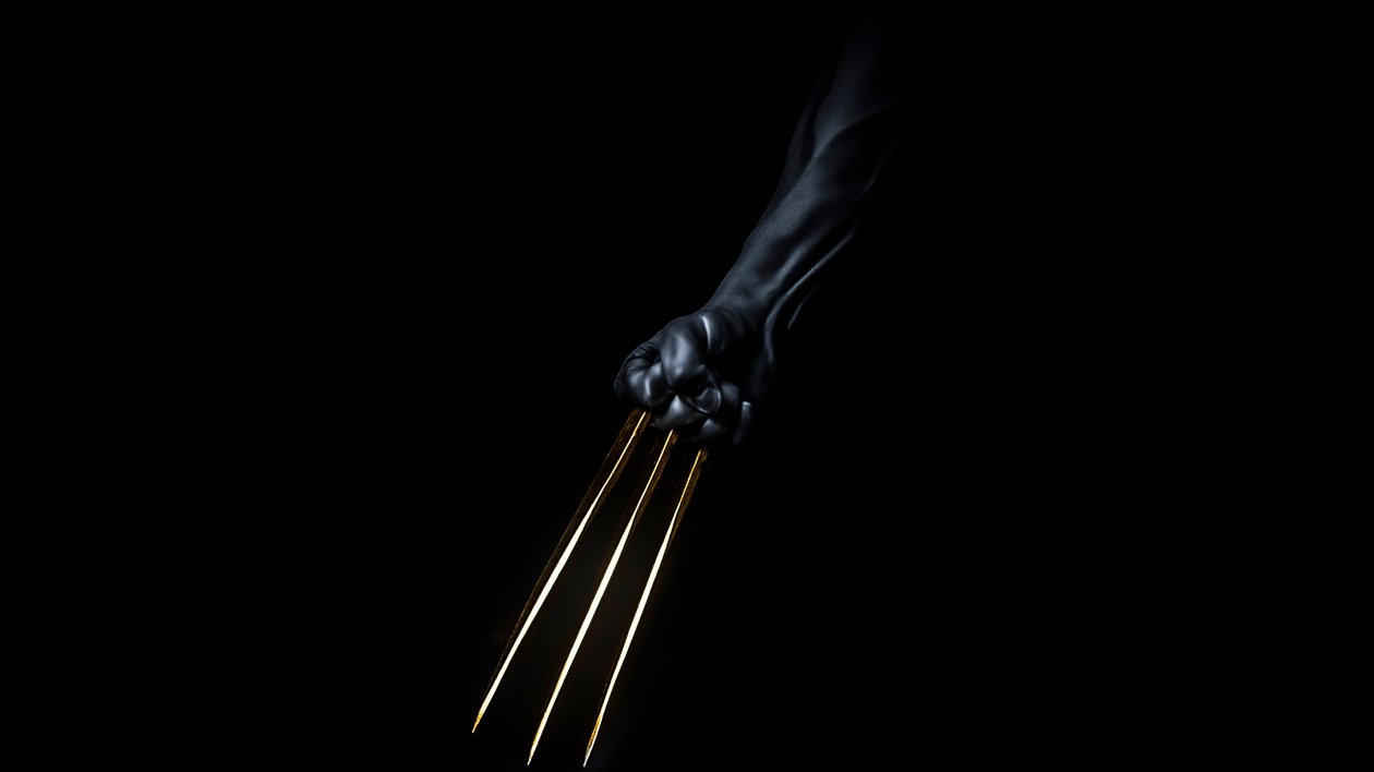 Wolverine Gold Claws Dark Minimal 5k