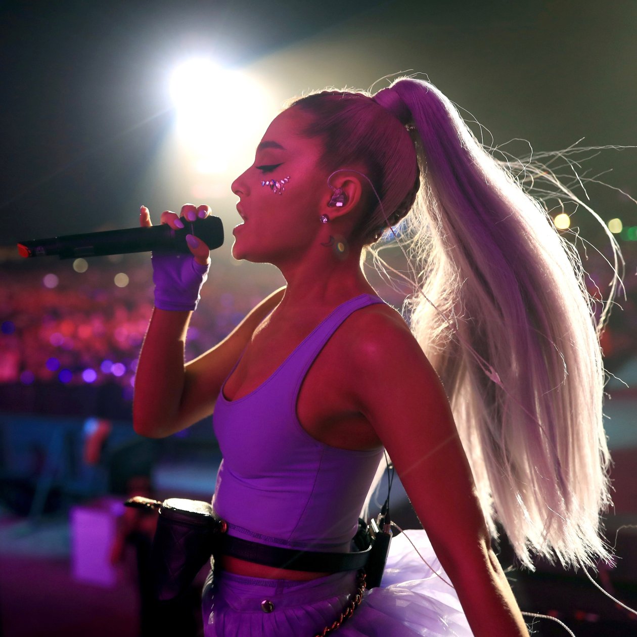 Ariana Grande Performing Live