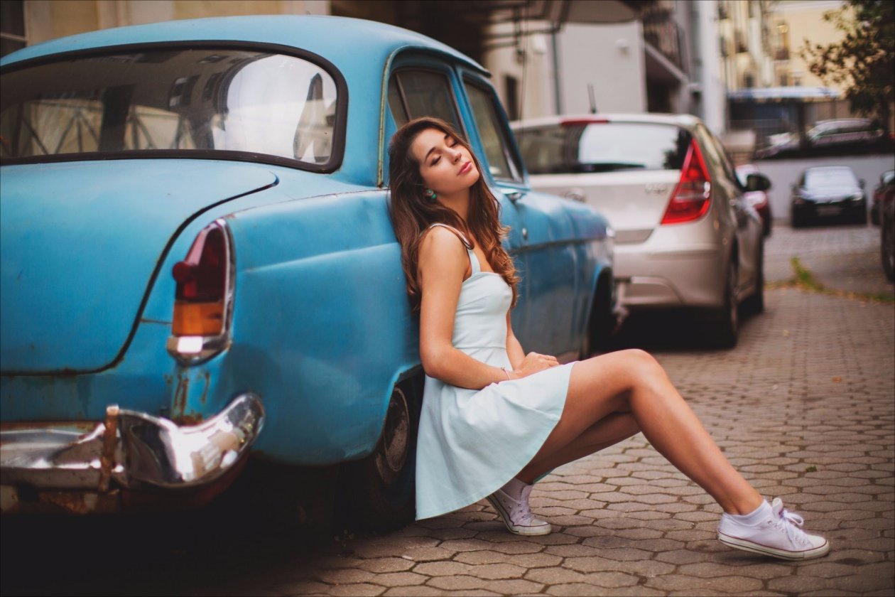 Model With Classic Car 2