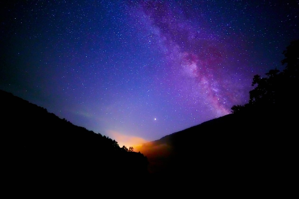Milkyway Over Mountains 5k