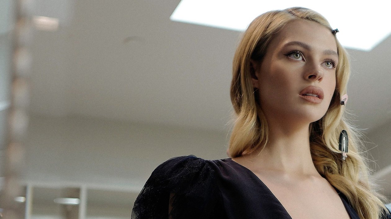 Nicola Peltz 2018