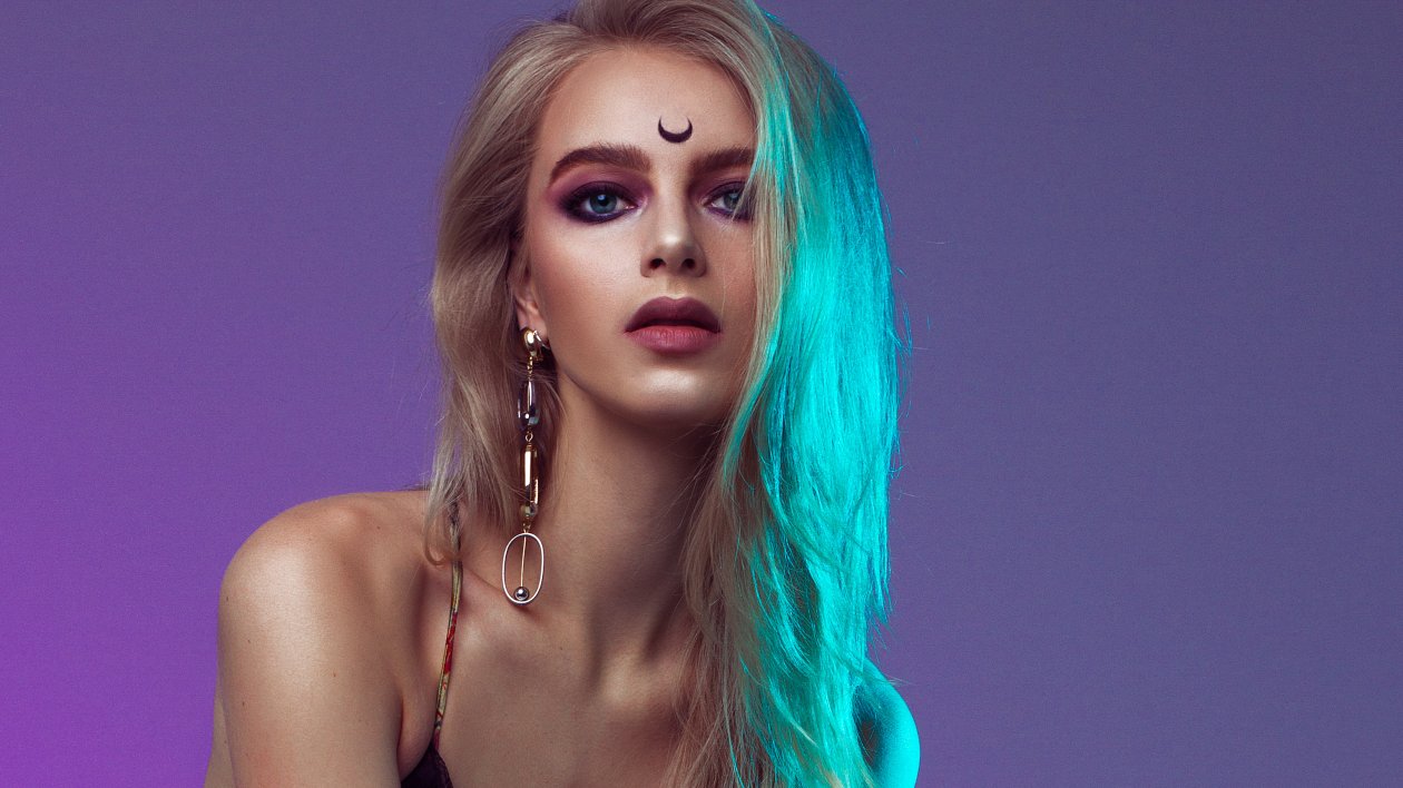 Katie Kosova Model Photoshoot For Dreamingless Magazine