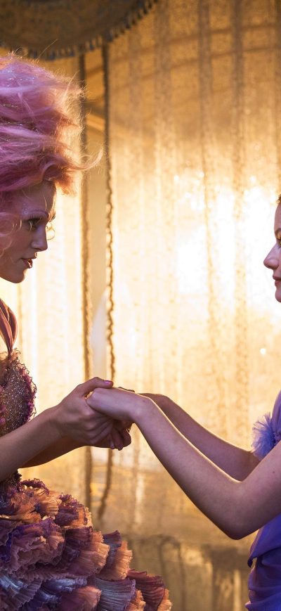 Fond d'écran iPhone The Nutcracker And The Four Realms 2018 Mackenzie Foy And Keira Knightley