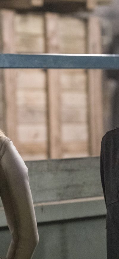 Fond d'écran iPhone Sara Lance And Alex Denvers Legends Of Tomorrow Season 3 2017