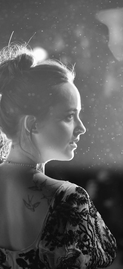 Fond d'écran iPhone Dakota Johnson Black And White 5k