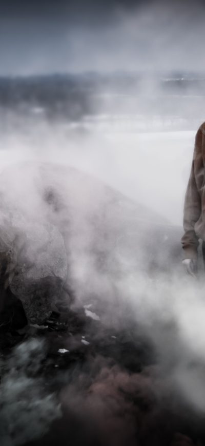 Fond d'écran iPhone Horror Girl Mask Smoke 4k