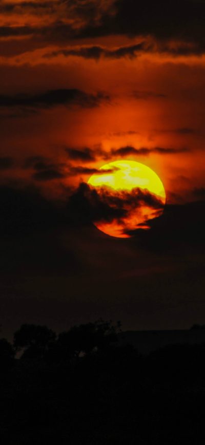 Fond d'écran iPhone Dusk Backlit Clouds Silhouette Sunset 4k
