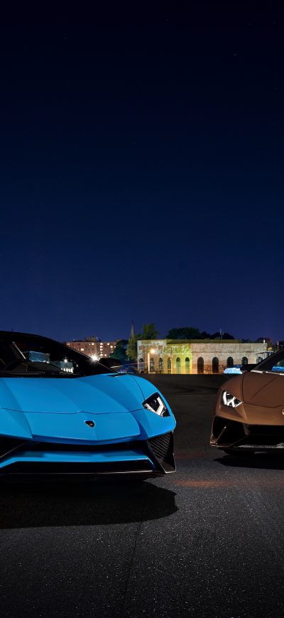 Fond d'écran Lamborghini Aventador And Huracan 5k sur iPhone