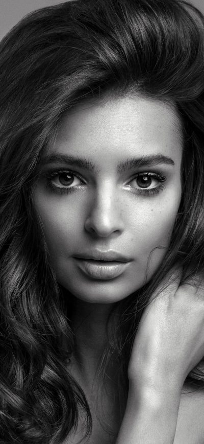 Fond d'écran iPhone Emily Ratajkowski Monochrome 2018