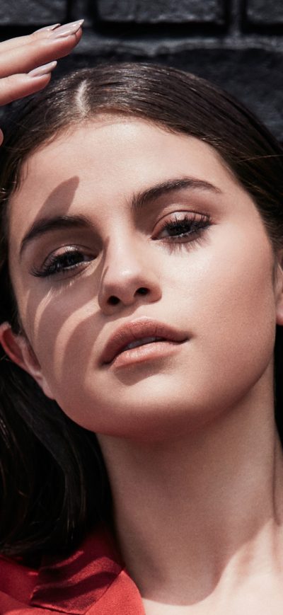 Fond d'écran iPhone 2018 Selena Gomez Olivia Malone