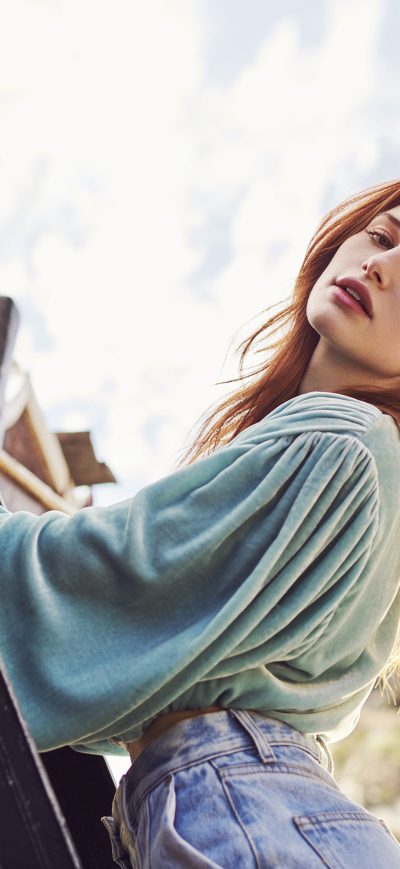 Fond d'écran iPhone Madelaine Petsch Elite Daily Photoshoot 2019