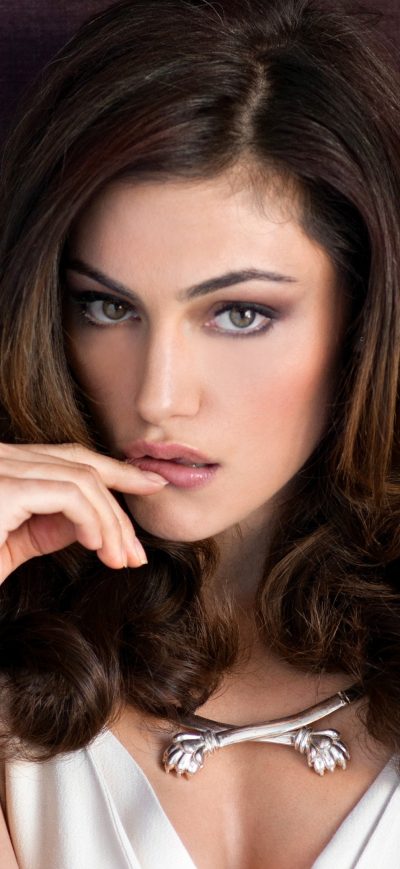 Fond d'écran iPhone Phoebe Tonkin