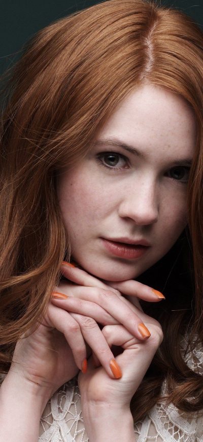 Fond d'écran iPhone Karen Gillian 2017