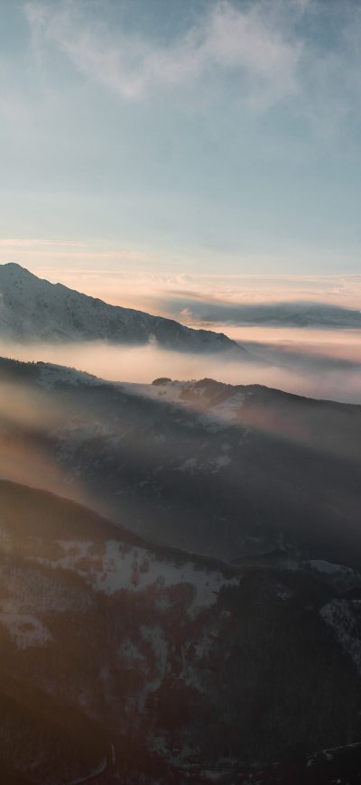 Fond d'écran iPhone Sun Rays Through Mountains