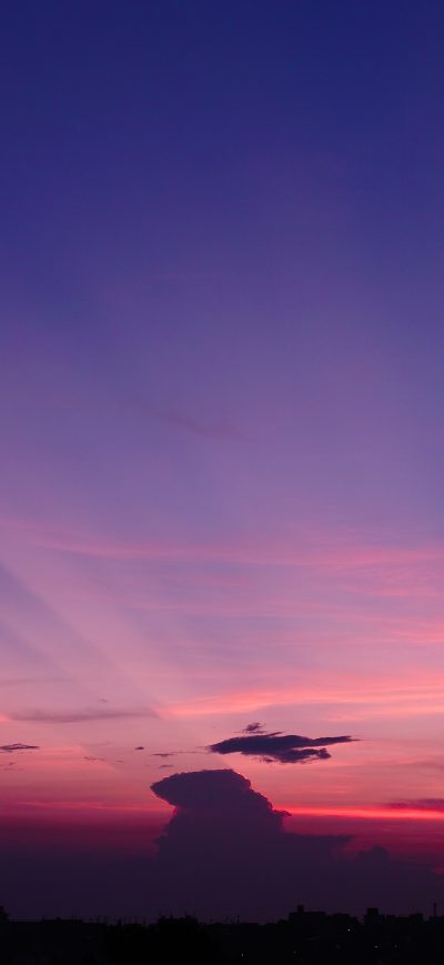 Fond d'écran iPhone Clear Purple Sky Of City 5k