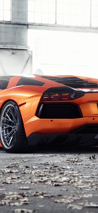 Fond d'écran Orange Lamborghini Aventador 5k sur iPhone