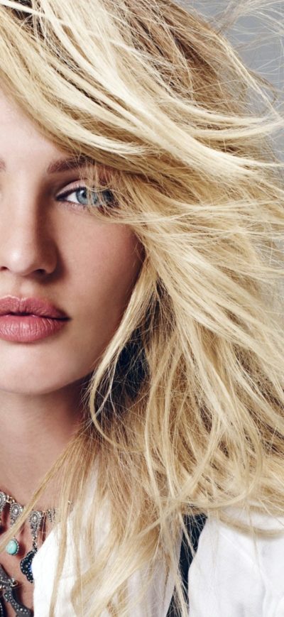 Fond d'écran iPhone Candice Swanepol 3