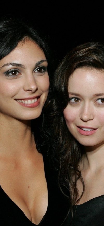 Fond d'écran iPhone Morena Baccarin And Summer Glau