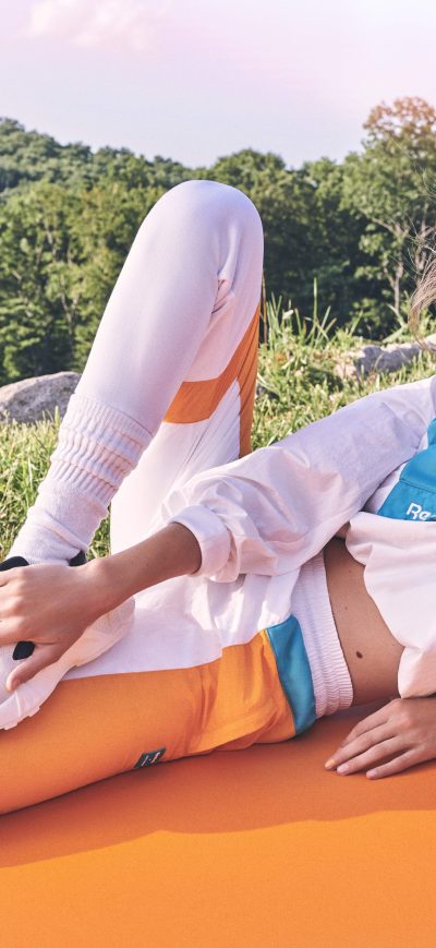 Fond d'écran iPhone Gigi Hadid X Reebok 5k