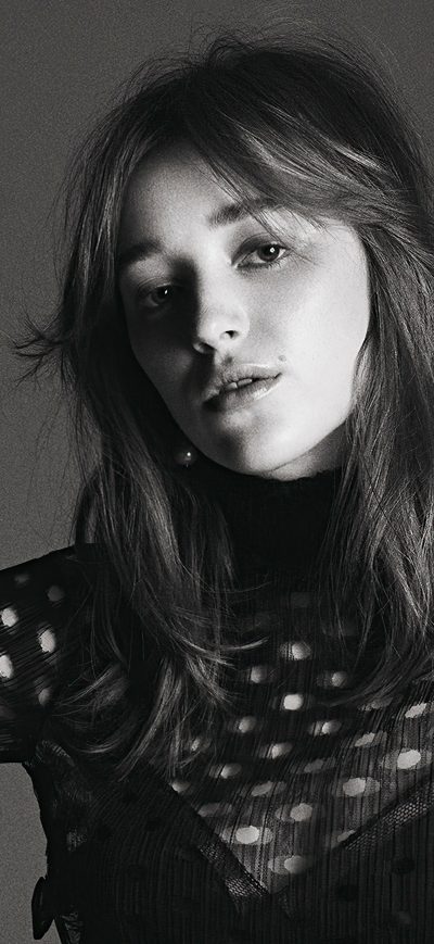 Fond d'écran iPhone Phoebe Dynevor LOfficiel Usa 4k