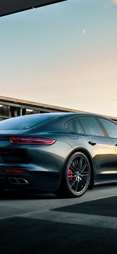 Fond d'écran iPhone 2018 Porsche Panamera Turbo 4k
