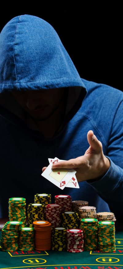 Fond d'écran Poker Player 5k sur iPhone