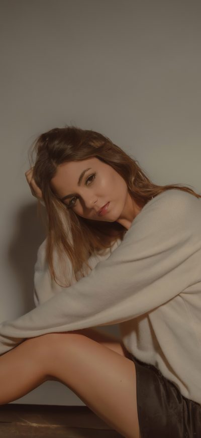 Fond d'écran iPhone Victoria Justice In 2021
