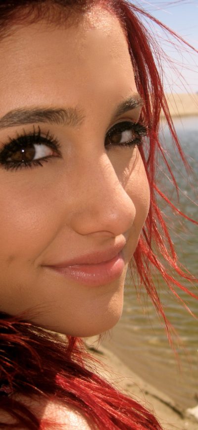 Fond d'écran iPhone Ariana Grande Old