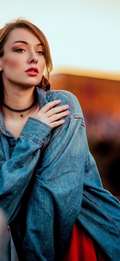Fond d'écran iPhone Women Outdoors Portrait Model 4k