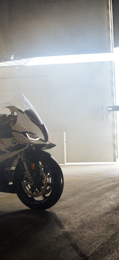 Fond d'écran iPhone BMW S 1000 RR 8k