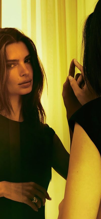 Fond d'écran iPhone Emily Ratajkowski For The Sunday Times Magazine