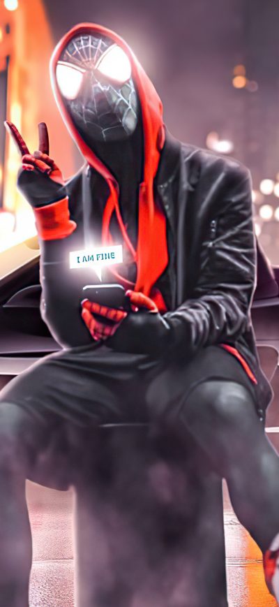 Fond d'écran iPhone Spiderman Chilling In City 4k