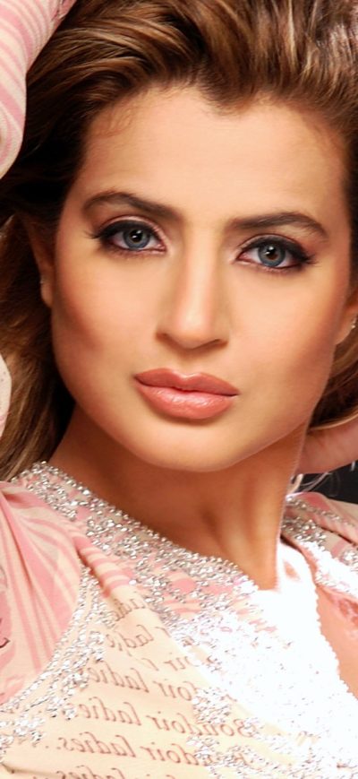 Fond d'écran Ameesha Patel 3 sur iPhone