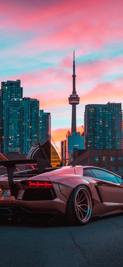 Fond d'écran iPhone Custom Lamborghini Aventador In CN Tower