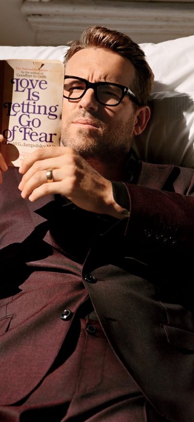Fond d'écran iPhone Ryan Reynolds Gq Magazine
