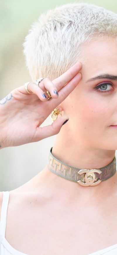 Fond d'écran iPhone Cara Delevingne Pixie Hair Cut
