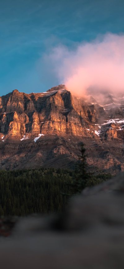 Fond d'écran iPhone The View Of Mount Temple Banff National Park