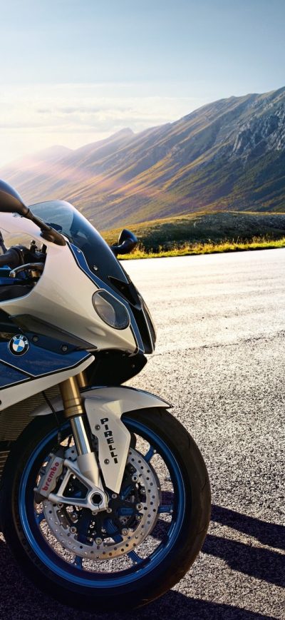 Fond d'écran iPhone BMW S1000RR Vs Car
