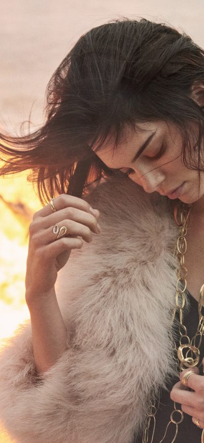 Fond d'écran Kendall Jenner For Ippolita sur iPhone
