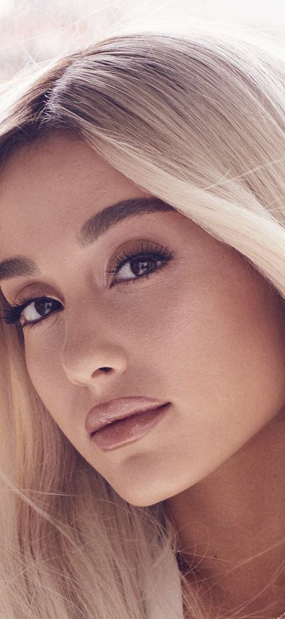 Fond d'écran iPhone Ariana Grande Elle 2018 Cover