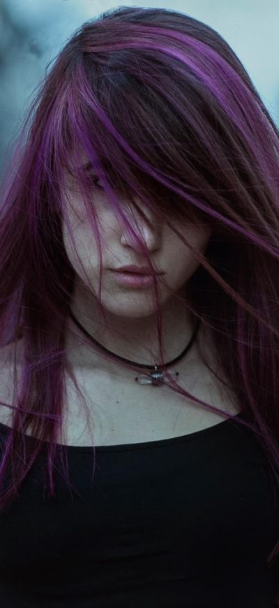 Fond d'écran iPhone Purple Hairs Girl