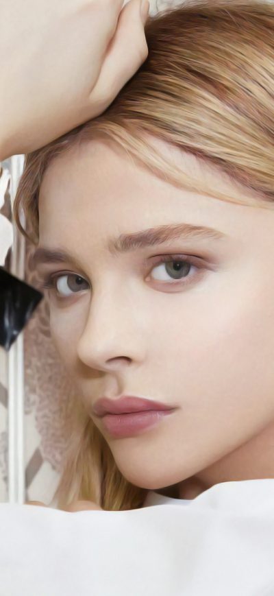 Fond d'écran iPhone Chloe Grace Moretz Vogue Me Photoshoot 2019